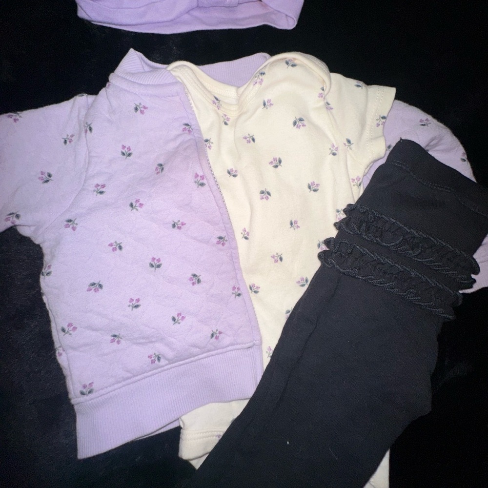 Carters 6m Purple Baby Outfit Set with Black Leggings